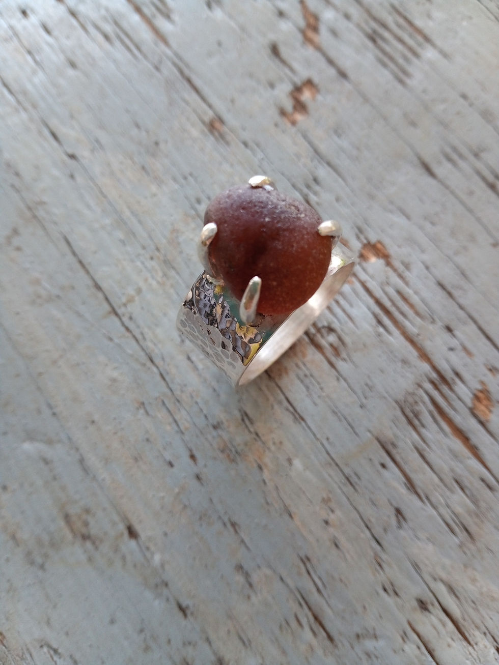 Thumbnail: Pirate glass egg ring