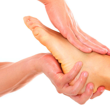 Try Olive Oil to Massage Your Feet - Best Massage in Dubai