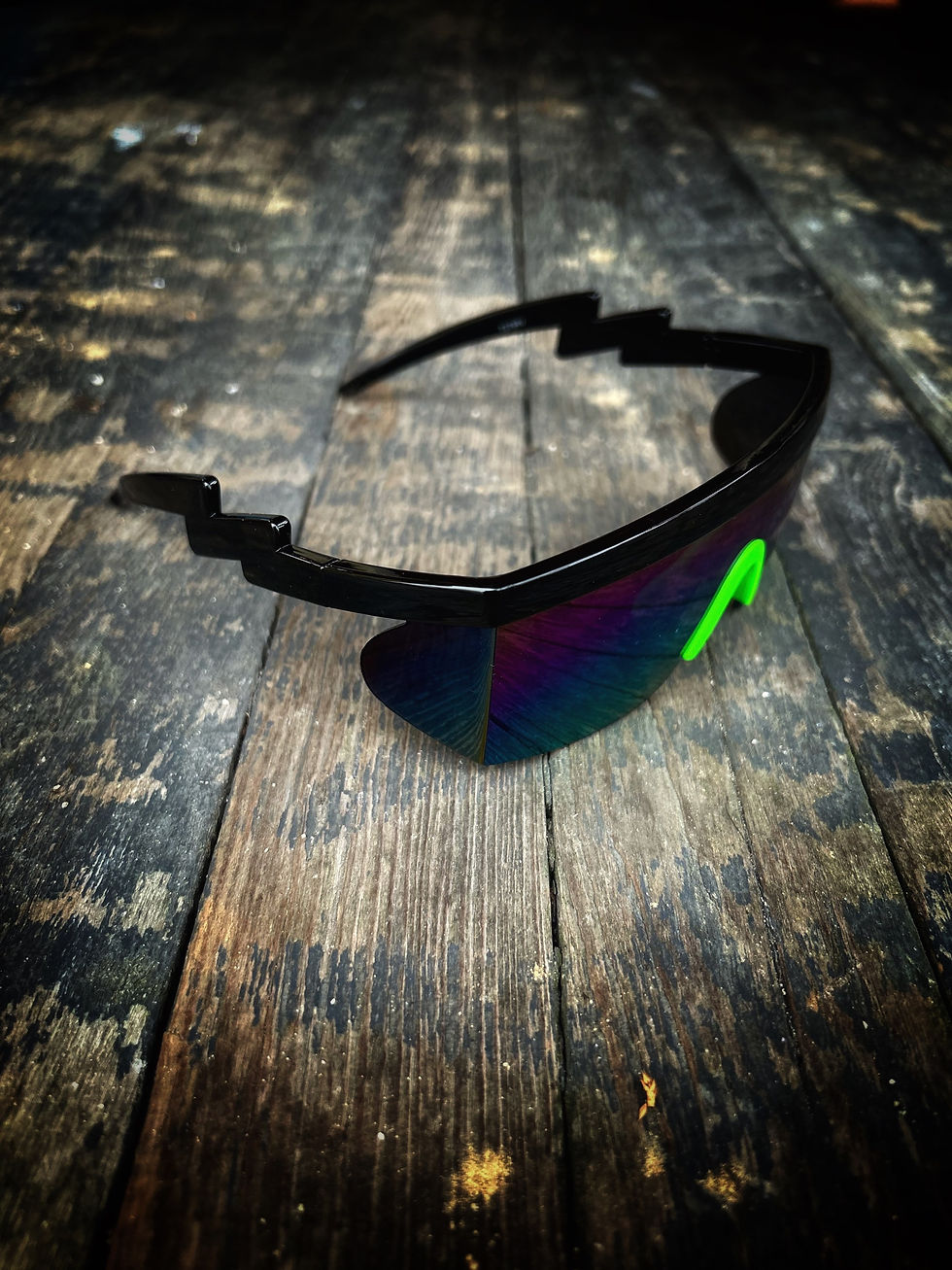 Thumbnail: Lightning Bolt Arm Sunglasses 