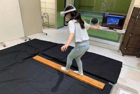 VR.jpg