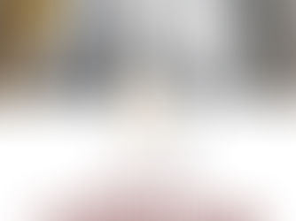 Illustration d’Hermès réalisée au crayon, représentant le dieu messager de la mythologie grecque. Image issue de la série Inktober 2025 de Mélissa F Illustration, sur le thème des divinités grecques entre lumière et ombre.