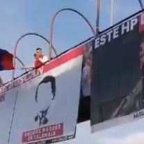 Bucaramanga amaneció cubierta de pancartas contra Petro en vísperas de su visita