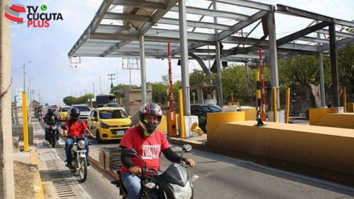 Demolición del peaje se enreda entre papeles y promesas