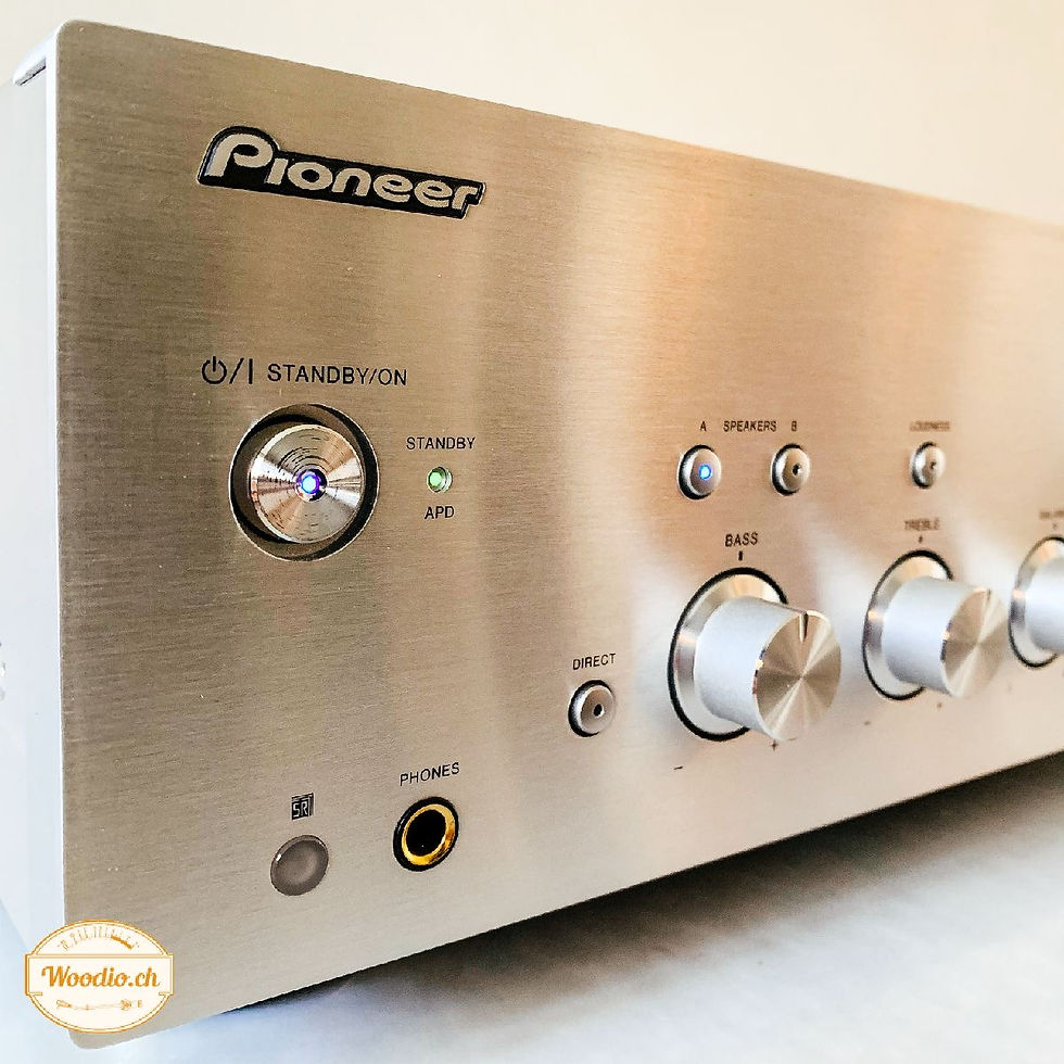 Thumbnail: Pioneer A-70-s