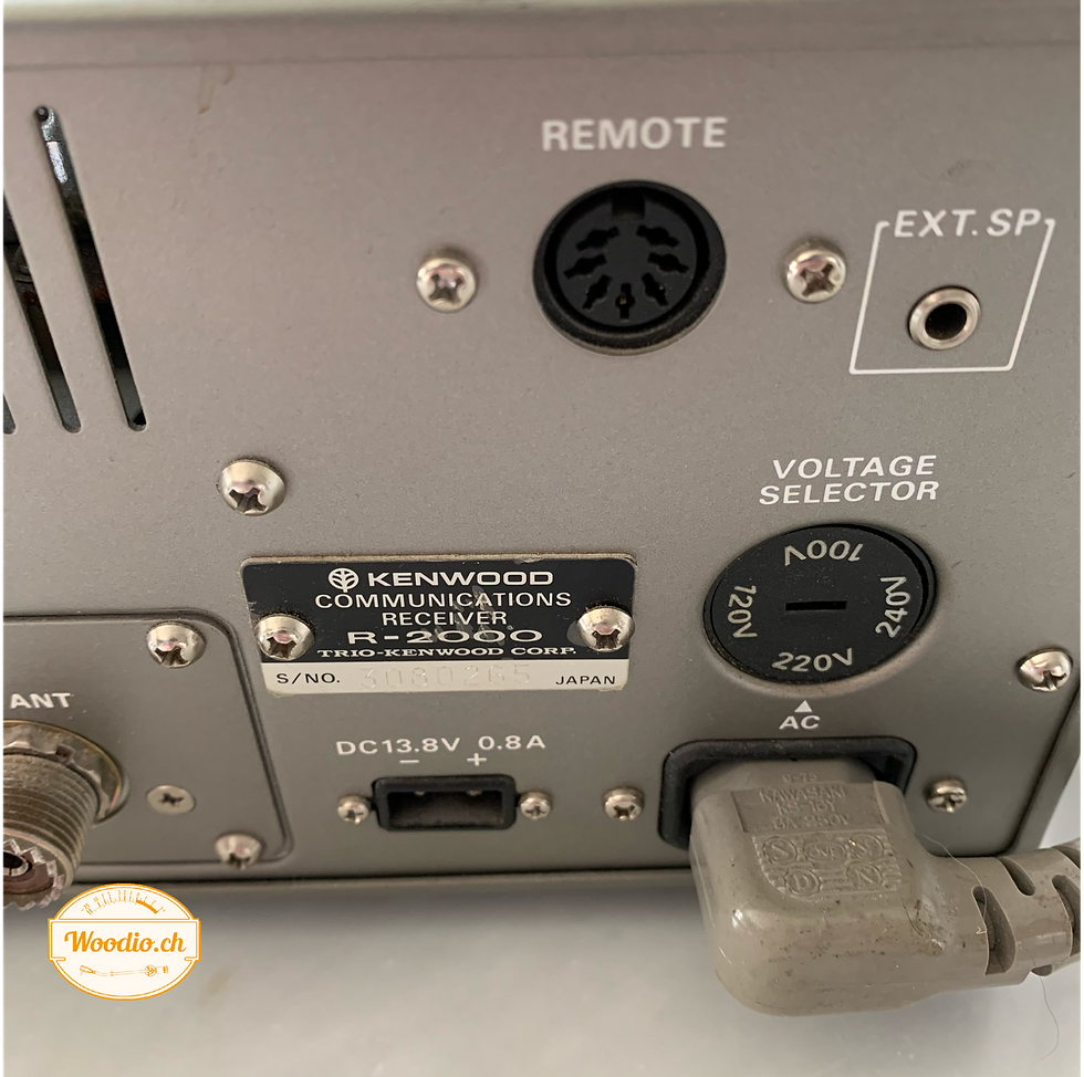 Thumbnail: Kenwood R-2000