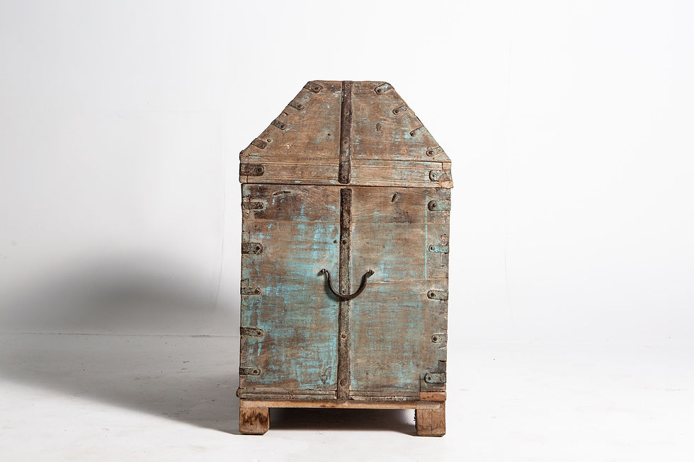 ภาพขนาดย่อ: Hut shape wooden box