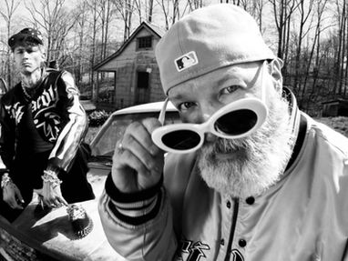 MGK ve Fred Durst, Nu-metal Tarzındaki "FIX UR FACE" Adlı Parçada Güçlerini Birleştiriyor!