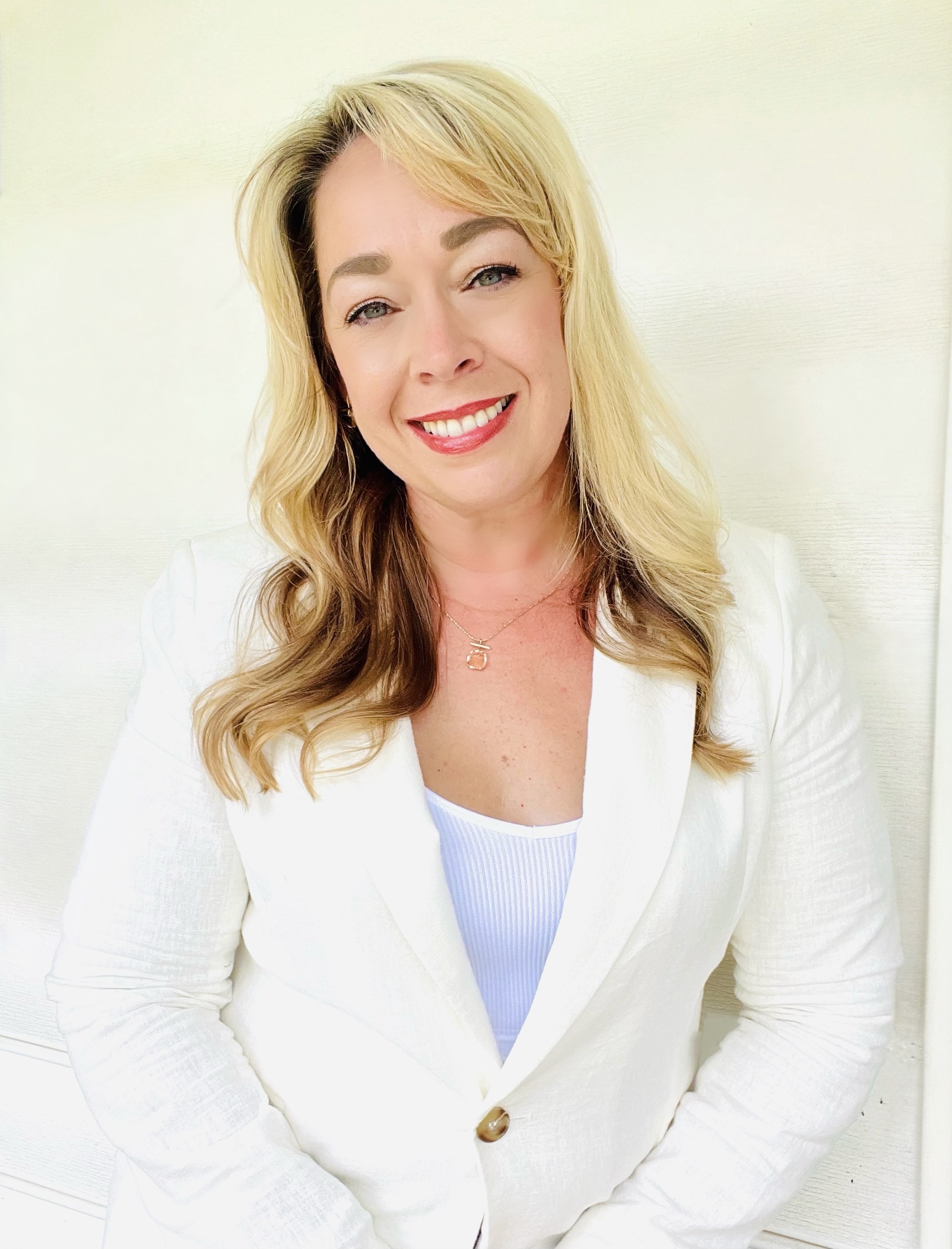 Writer: Gretchen Grey