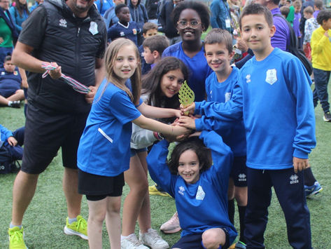 Primi calci al torneo "Giovani in campo" di Ischia