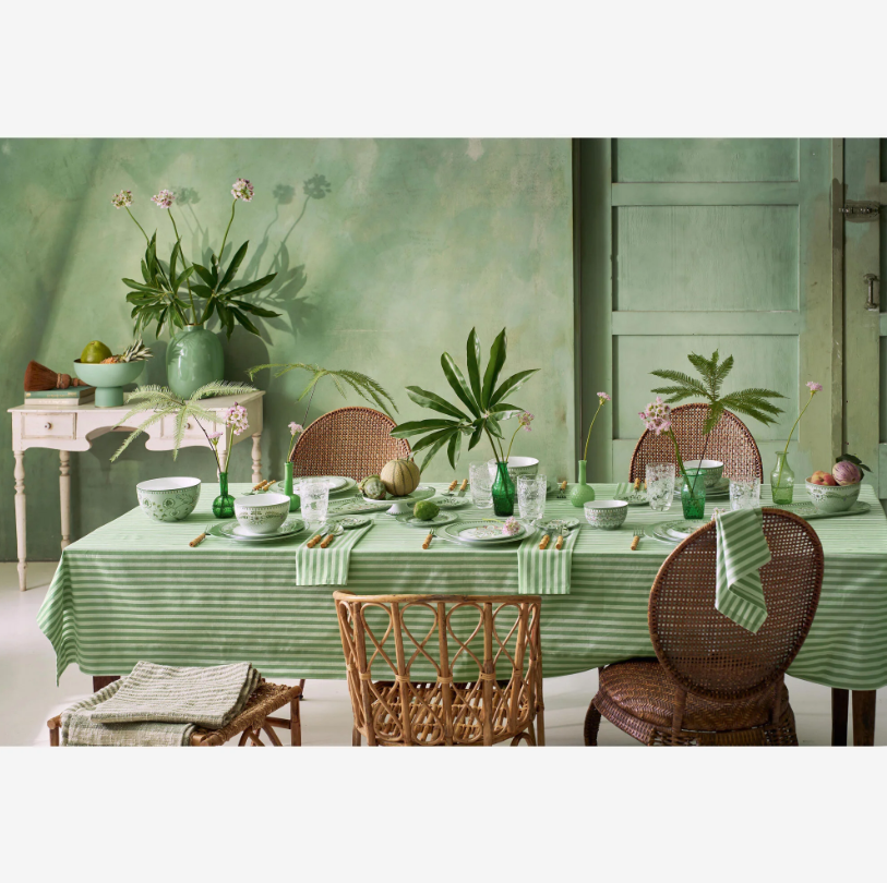 Küçük resim: Yeşil Porselen Kupa 350 Ml Lily & Lotus Collection by Pip Studio