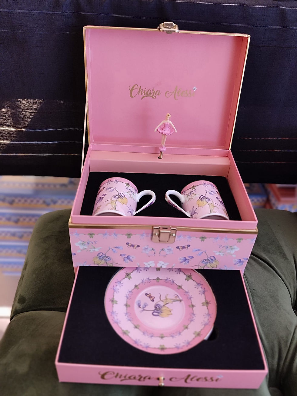 Küçük resim: CHIARA ALESSI Ballerina Pembe Porselen Müzik Kutulu Kahve Fincan Seti 120 Ml