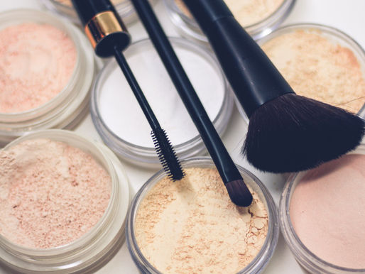 The Benefits of All-Natural Makeup