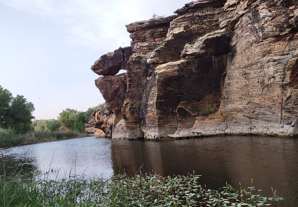 Black Nesa River Rock - Kenton.JPG