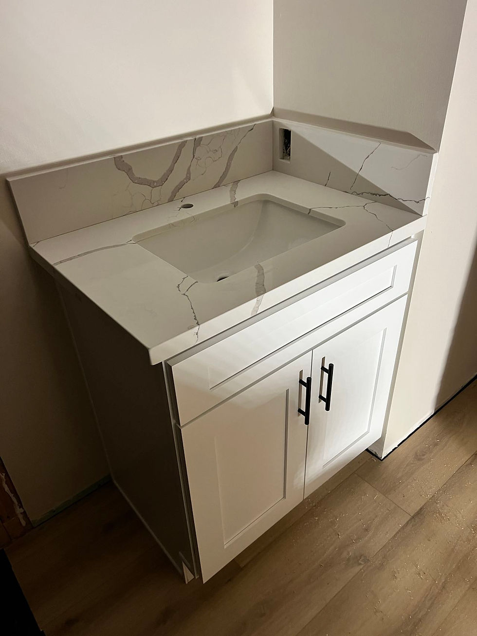 Thumbnail: 8833Calacatta massive