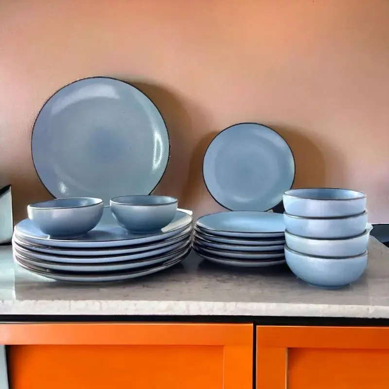 18-Piece Dining ware Set