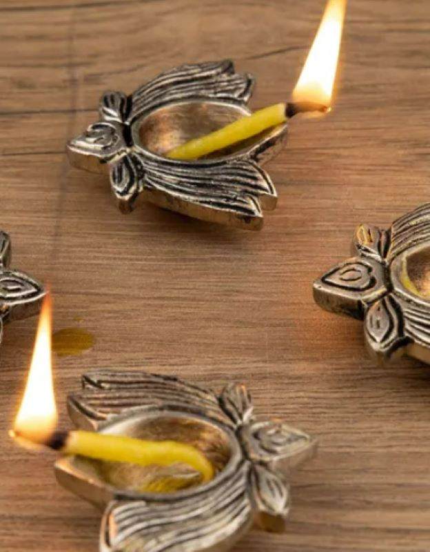 Brass Lotus Shape Diya Pack