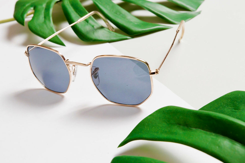 Miniatura: Hexagonal dourado lente preta