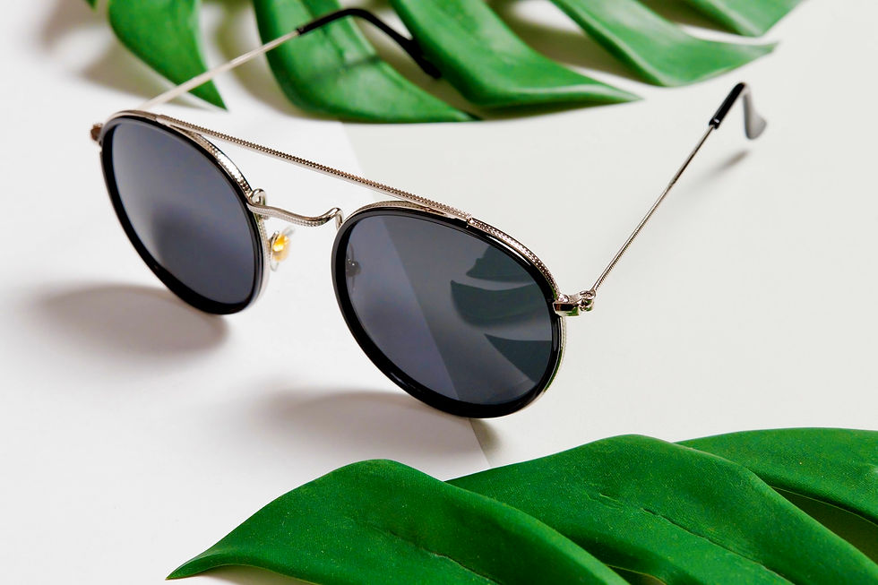 Miniatura: Barcelona dourado lente preta unissex