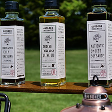 Smoked soy sauce, bonito and yuzu jelly dressing, olive oil_edited.jpg