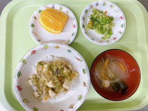 本日の給食メニュー(08/26) ー梅賀山保育園 益田市保育園