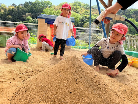 月曜日の朝、ゆったりスタートしましたー梅賀山保育園 益田市保育園