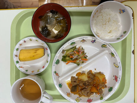 本日の給食メニュー(11/05) ー梅賀山保育園 益田市保育園