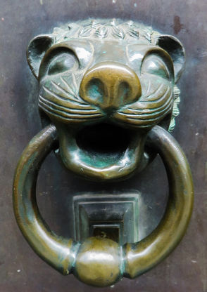 Knocker.jpg
