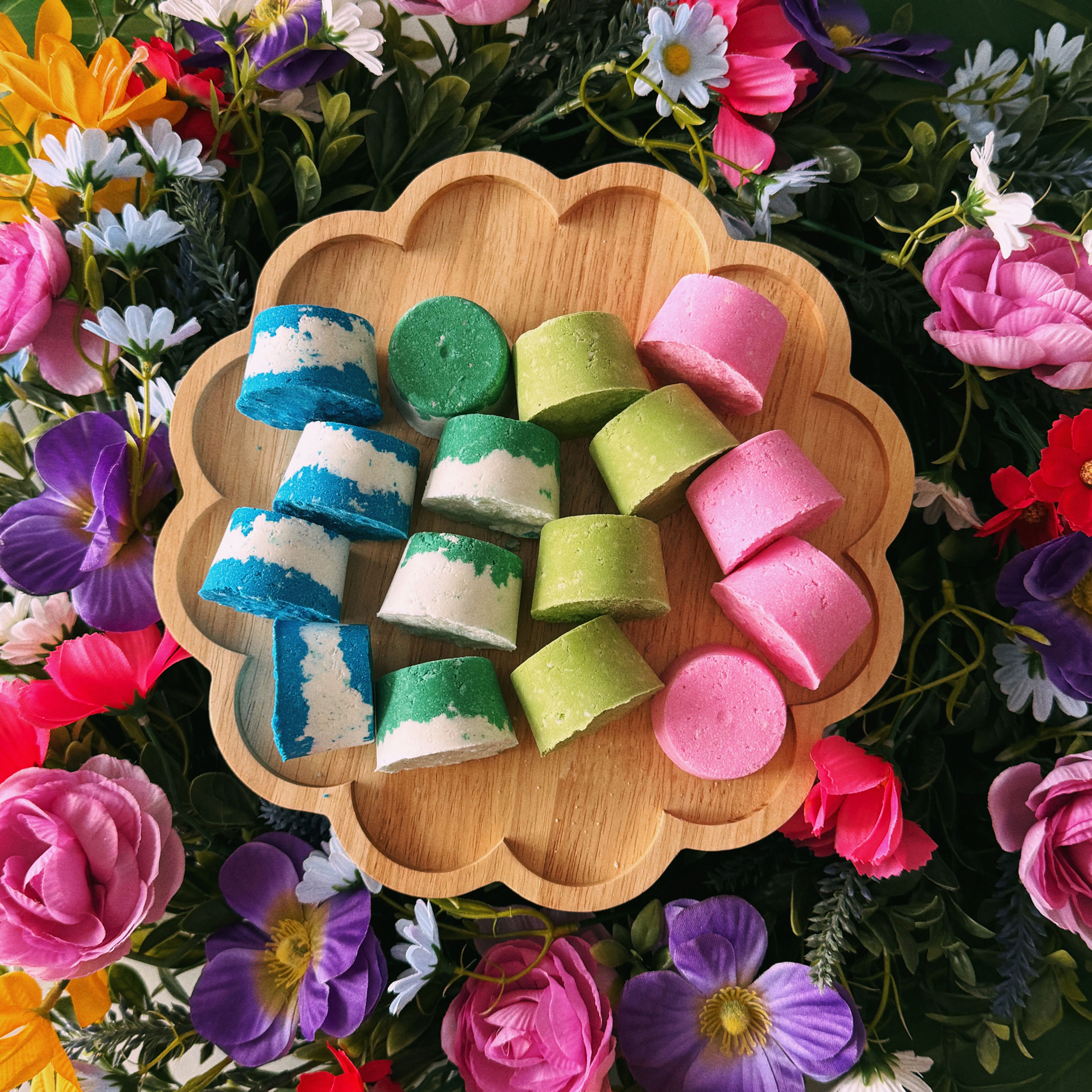 Seasonal Bath Bombs (packs of four)