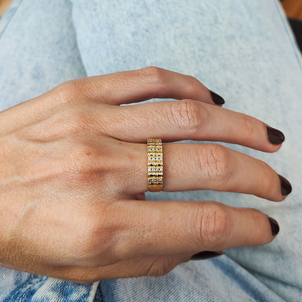 Miniatura: Anel com diamantes