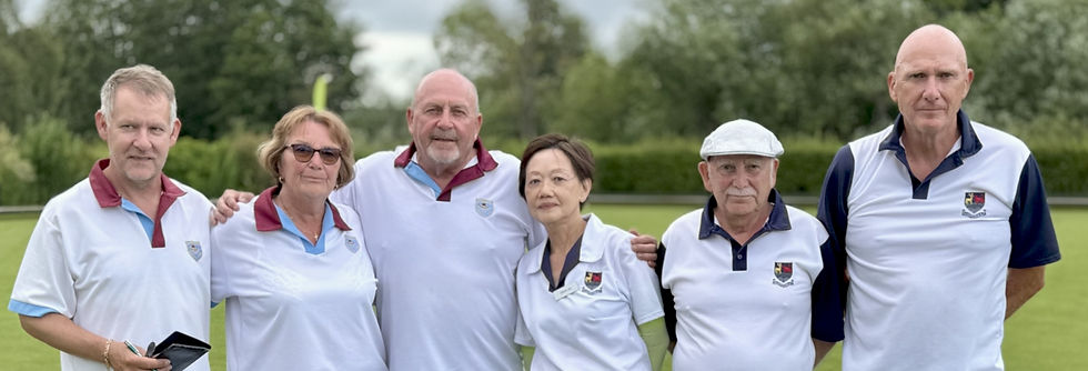 Pangbourne (Alan, Lyn & Tim) on the left, Caversham Hopefuls (Gloria, Alan & Harry) on the right.