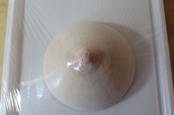 Peito resfriado corte bandeja -