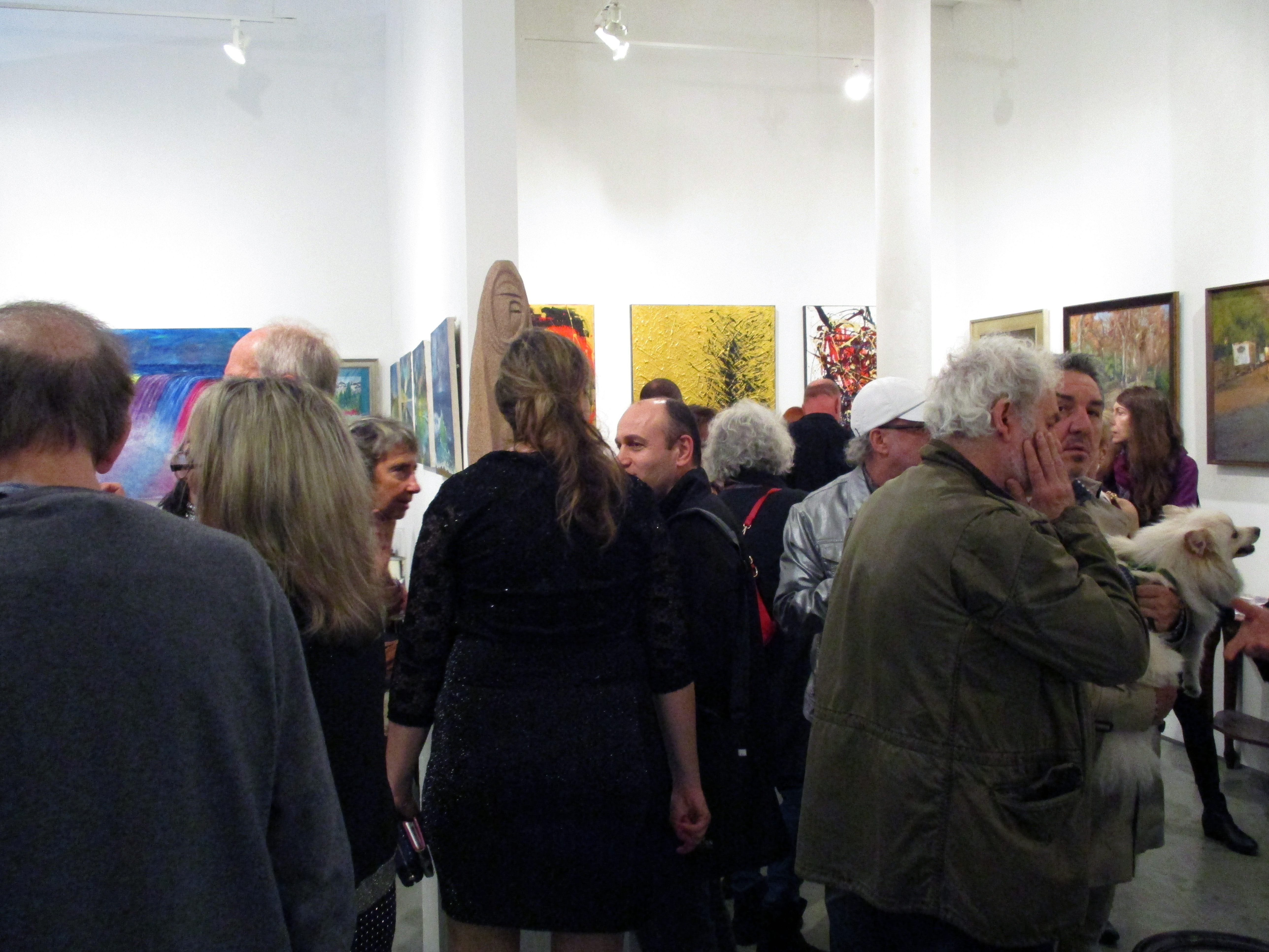 CROWD