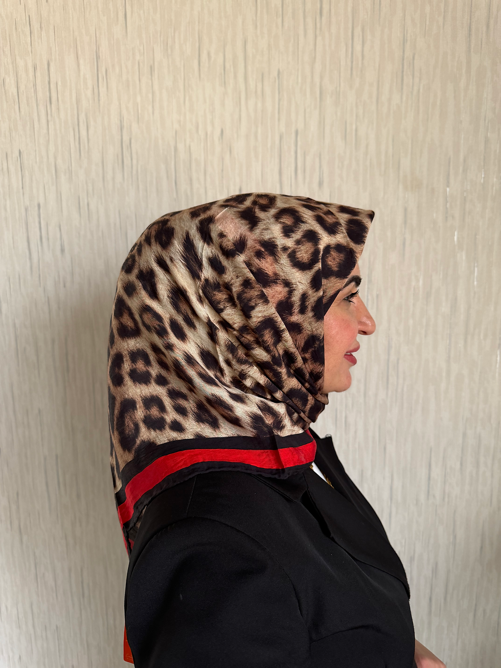 Küçük resim: La Boutique GÜZ | YAZ SERİNLİĞİ EŞARP 1359-10-90X90