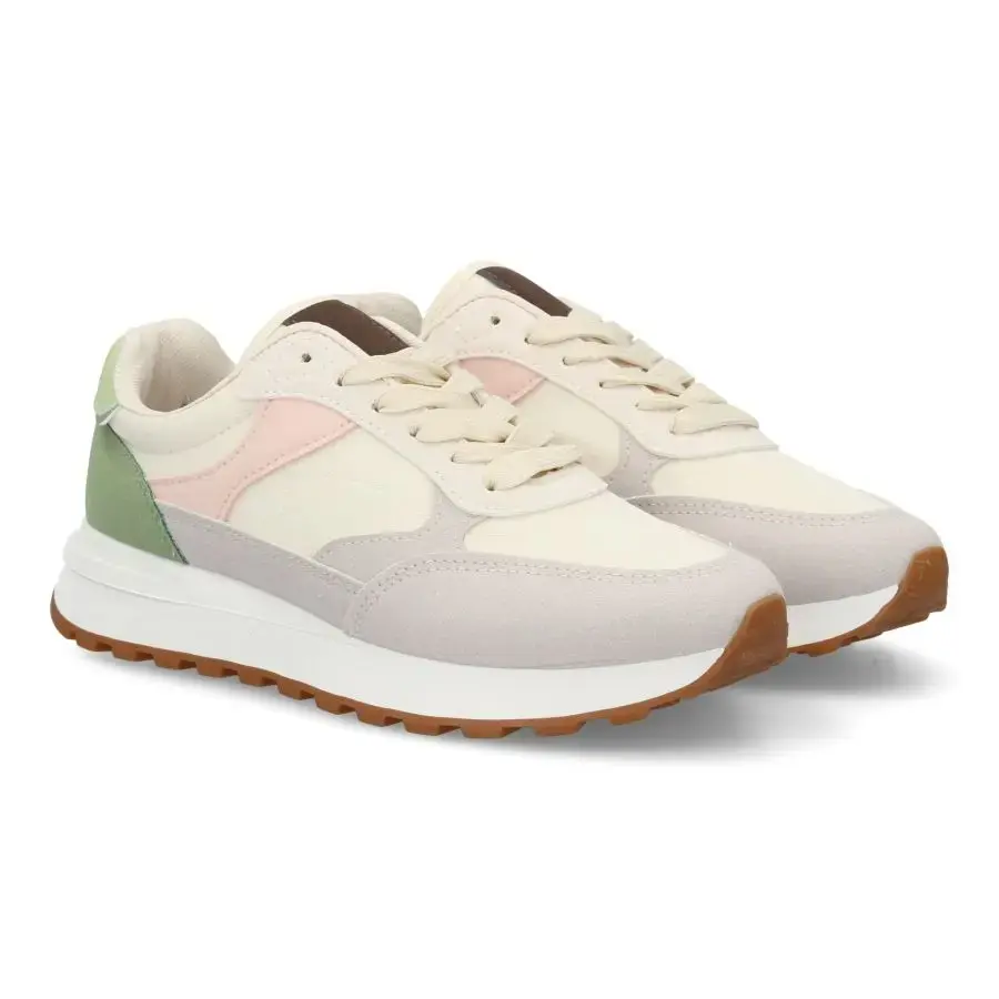 Vista completa zapatillas de vestir para mujer a la moda