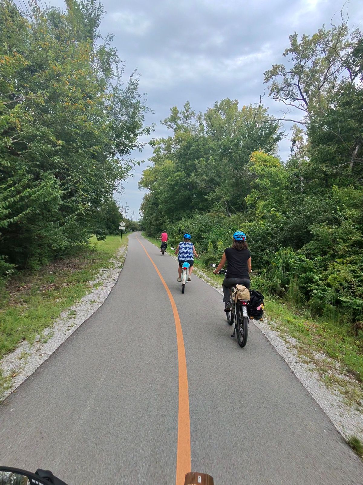 This is the start of the the ride on the trail. This is the Nickel Plate Trail which used to be a railroad track a few years ago. The trail is almost completed now.