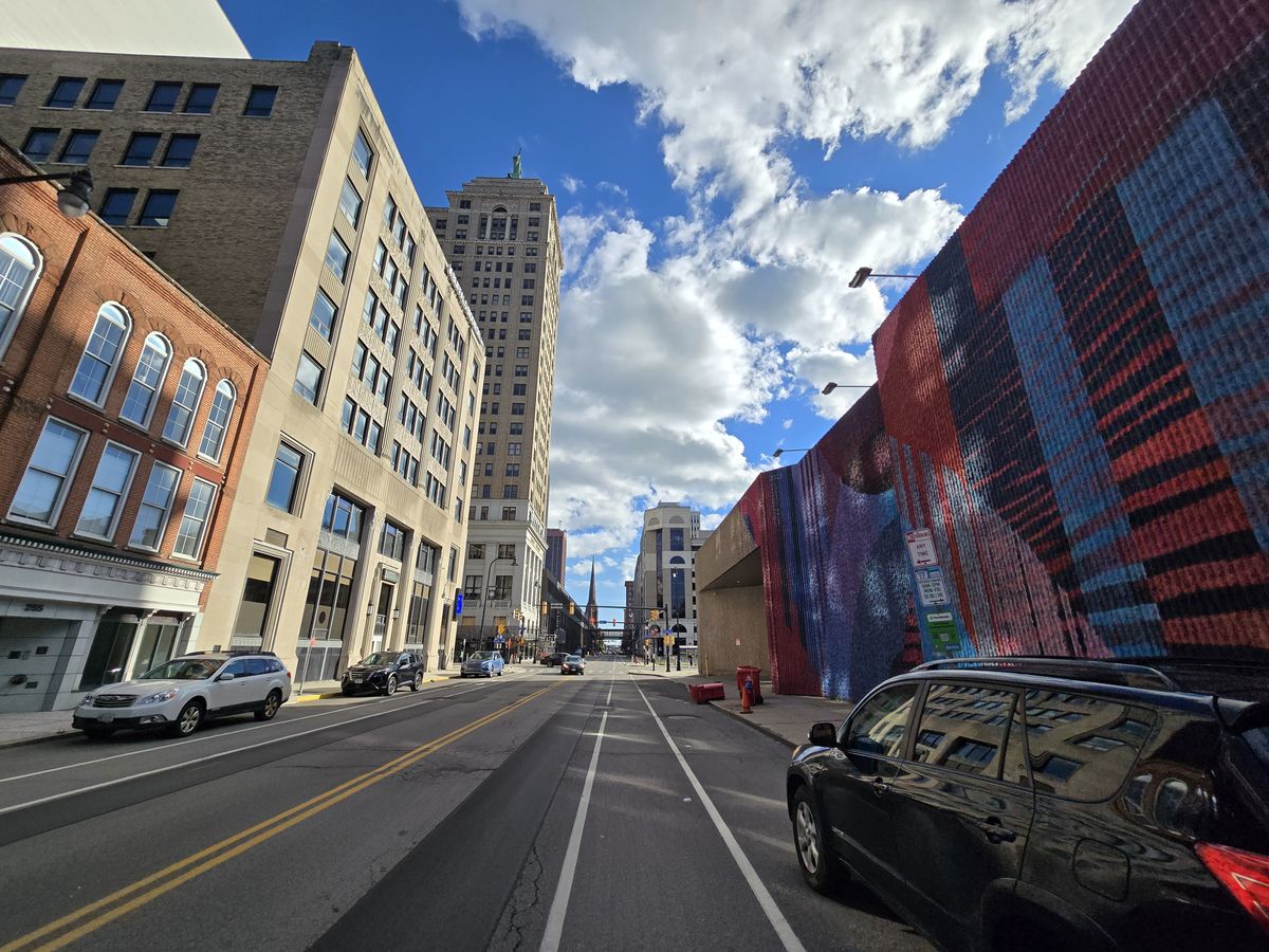 Buffalo is a highly bikable city. Not only do they have a lot of lanes, but the traffic is very low.