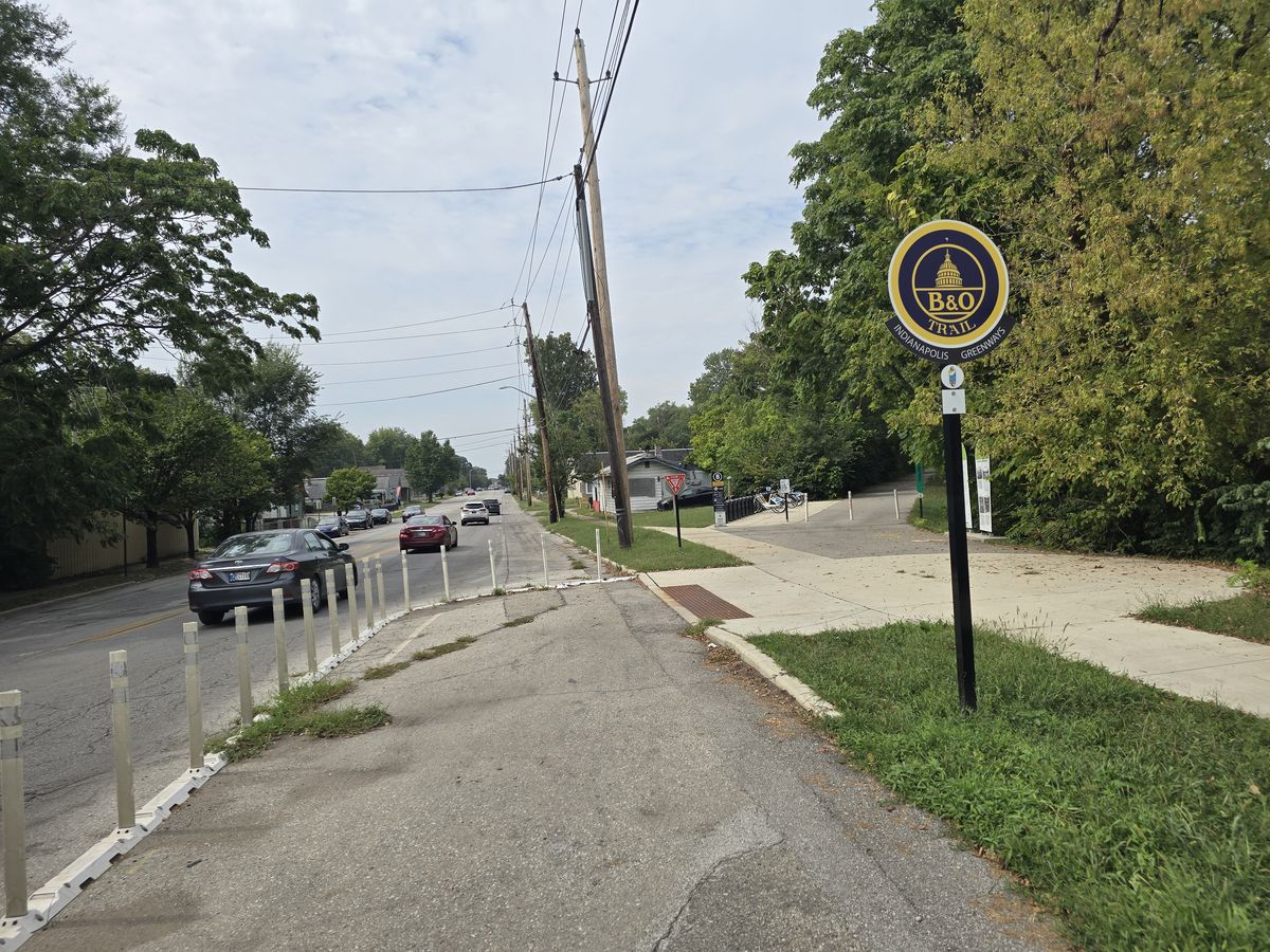 This is where the Michigan Street bike lane ends and the B&O Trail begins.