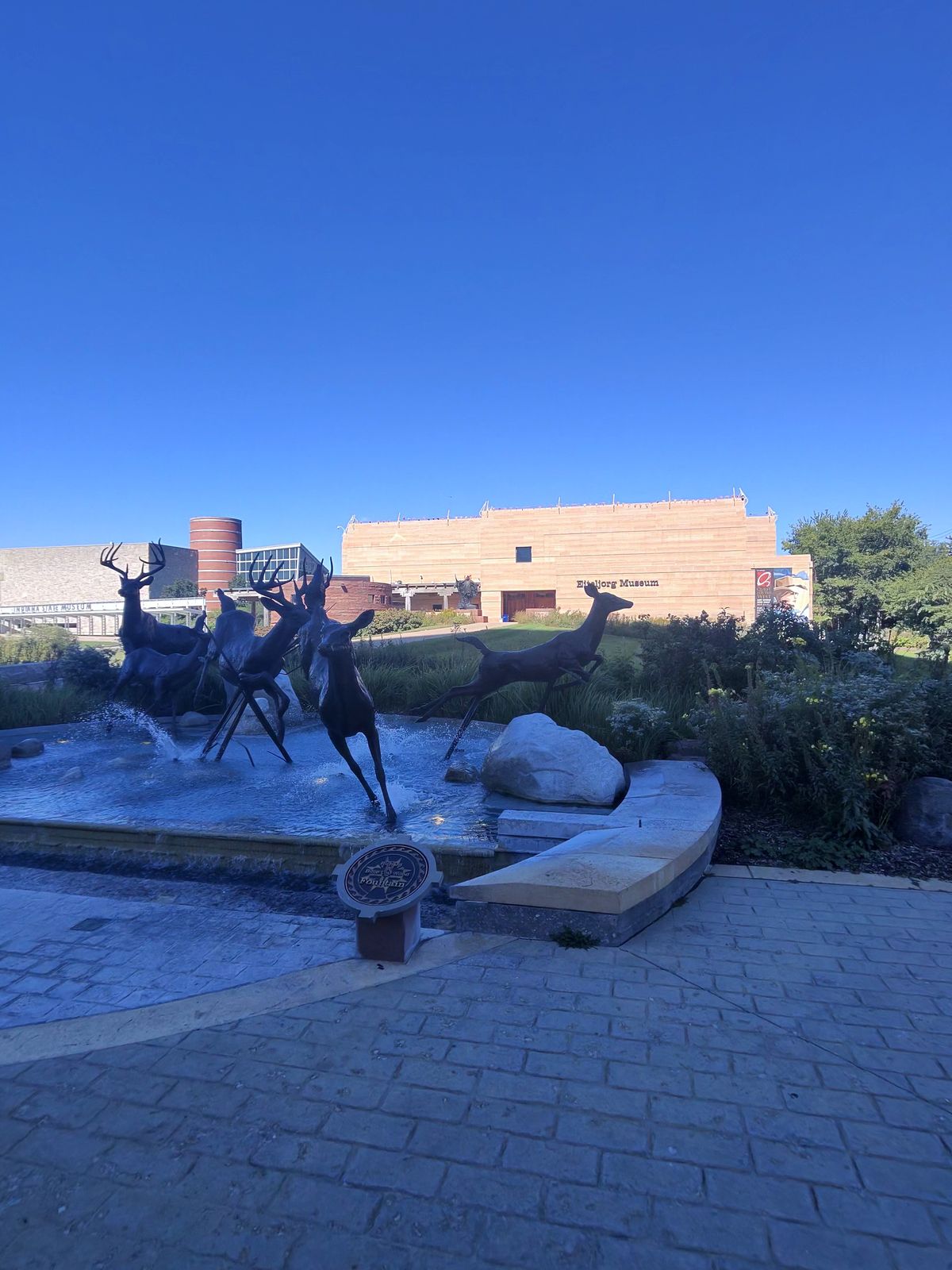 This is the Eiteljorg museum that is part of a whole complex of attractions that are collectively known as White River State Park.  Check out www.whiteriverstatepark.com for more info.