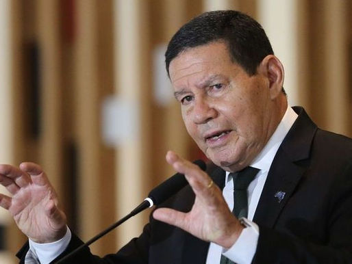 Mourão garante eleições e diz que Brasil não é 'república de bananas'