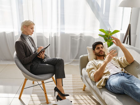 Uncovering the Unconscious: How Psychodynamic Therapy Helps You Understand Hidden Patterns