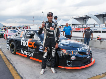 Pole position para Miji Dorrbecker de la Challenge en el Miguel E. Abed