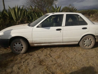 PolicÃas Estatales y Municipales de Guadalupe Victoria aseguraron a 2 hombres por robo de vehÃculo