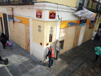 Las cuadrillas de BRIGADA URBANA trabajan en el mejoramiento de la imagen del Centro Histórico