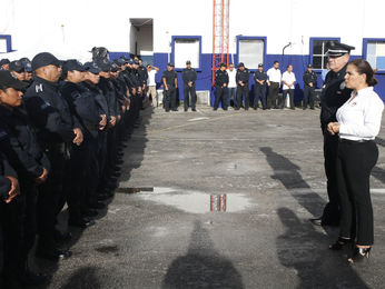 Logra Mara profesionalización de policías municipales