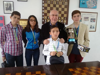 SIGUE LA FIESTA DEPORTIVA DEL CLUB ALPHA CON LA COPA JENKINS DE AJEDREZ