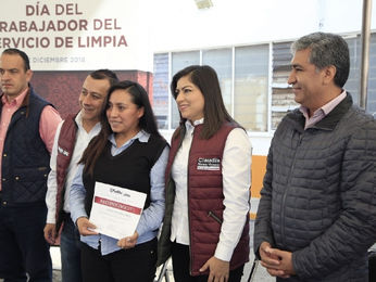 CLAUDIA RIVERA VIVANCO CELEBRA A LOS TRABAJADORES DEL SERVICIO DE LIMPIA EN SU DÍA