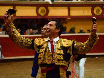 Jerónimo a hombros en Teziutlán