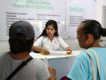 Facilita gobierno de Remberto Estrada más de 14 mil 500 trámites en Ventanilla Única
