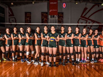 Las Aztecas de voleibol renovadas y listas para quien sea