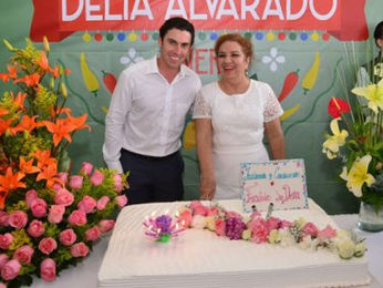 Celebra líder sindical del Ayuntamiento de BJ su onomástico
